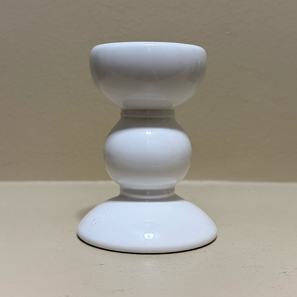 Addison Ross Small White Bobbin Candlestick - Picture 3 of 8